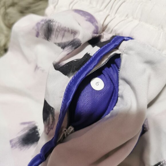 Lululemon Athletica White and Blue Athletic Shorts Retro Design - Picture 11 of 11